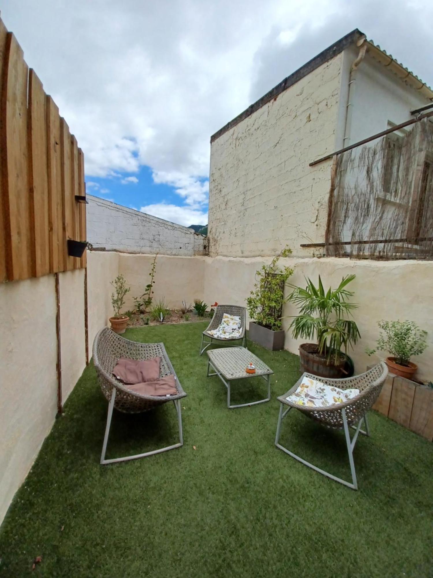 Insolite Avec Jacuzzi Privatif Apartamento